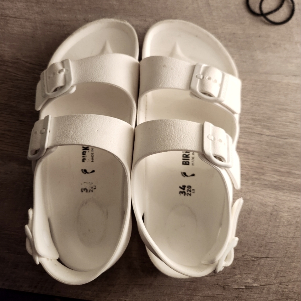 BIRKENSTOCKS KIDS SIZE 3/34